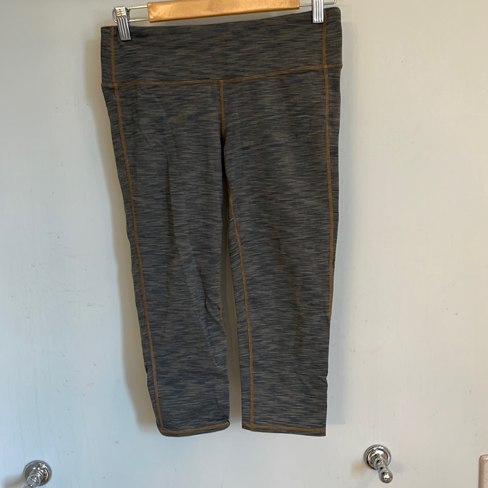 Athleta cropped spandex
